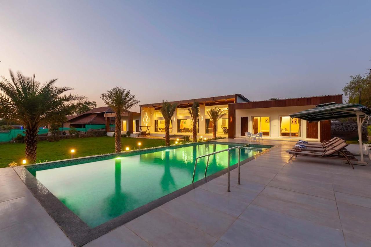 Natures Odyssey By Stayvista - Amidst Lush Greenery With Outdoor Pool And Indoor Activities Chinchavli Exterior photo